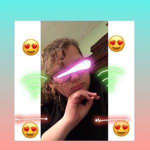 Meet your Posher, Kaylie